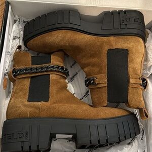 NWT Karl Lagerfeld Riza Suede Boots in Brown and Black
